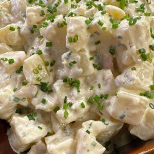 AARDAPPELSALADE VAN HET HUIS